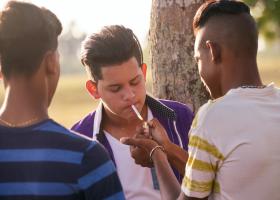 3 people smoking