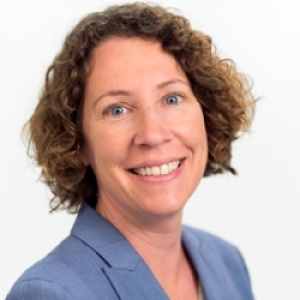 Amy M Skonieczny Headshot